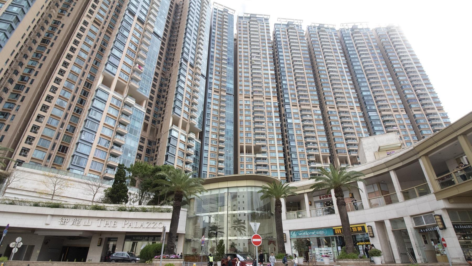 內地專才夫婦以2.13萬元租火炭御龍山低層兩房，呎租逾38元。