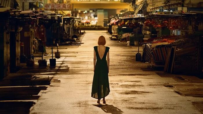 妮歌潔曼港劇《Expats》 新預告見萬人撐雨傘