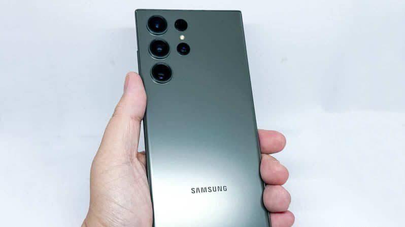 Samsung Galaxy S23 Ultra 力克iPhone 15 Pro 被外國媒體評為2023年最佳手機！