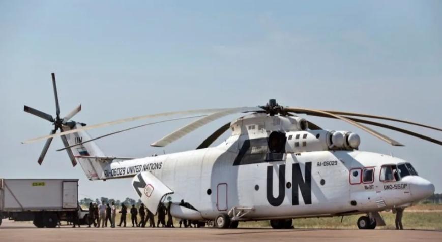 聯合國直升機遭挾持，降落索馬利亞青年黨控制區。(X)