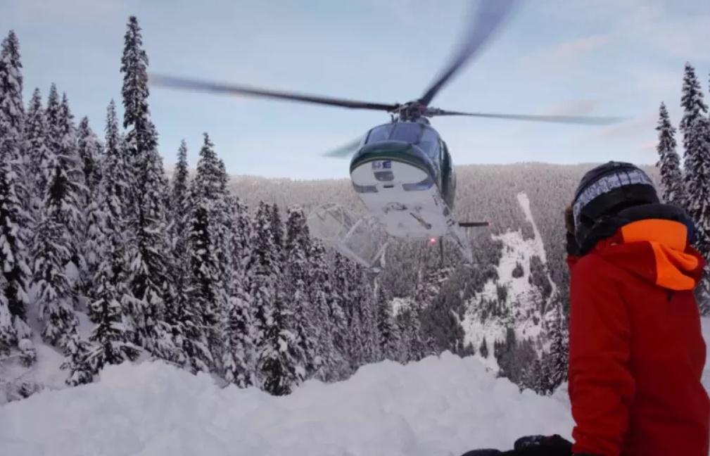 加拿大卑詩省有直升機墜毀山區，3死4重傷。(網上圖片)