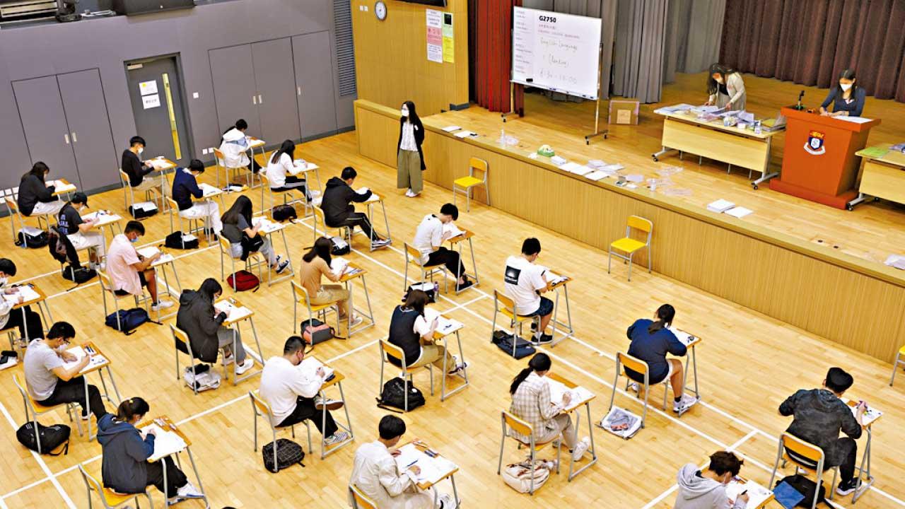 5萬人報DSE 報3選修科增兩成