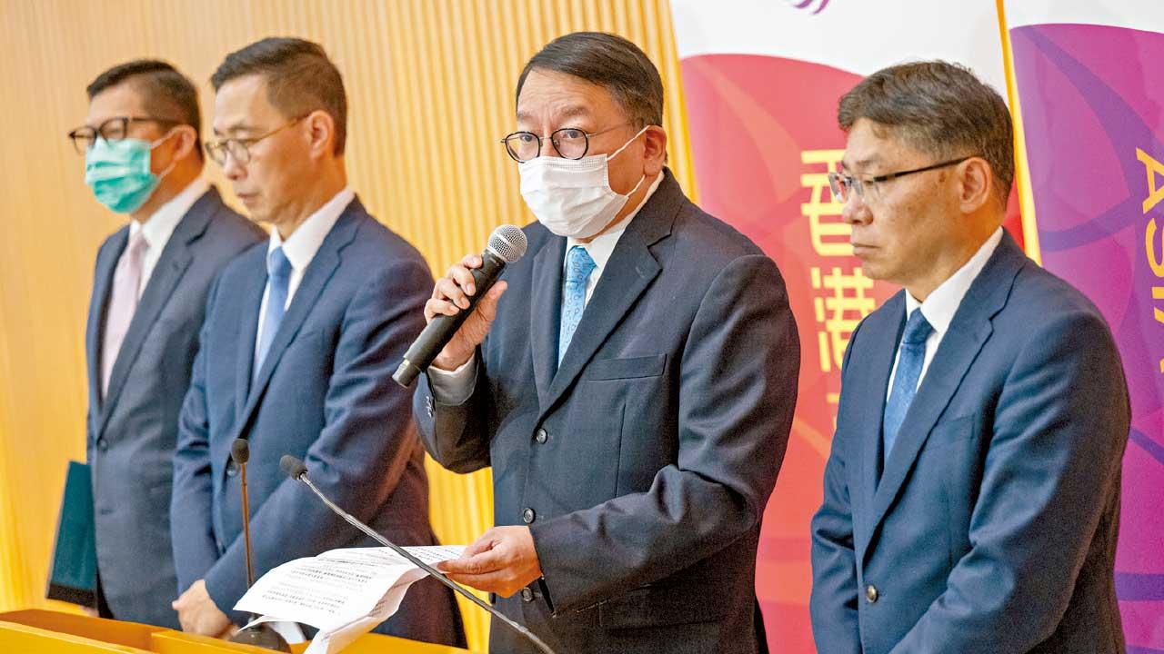 內地客滯港捱轟 政府3招補鑊 首選鐵路口岸延長開放