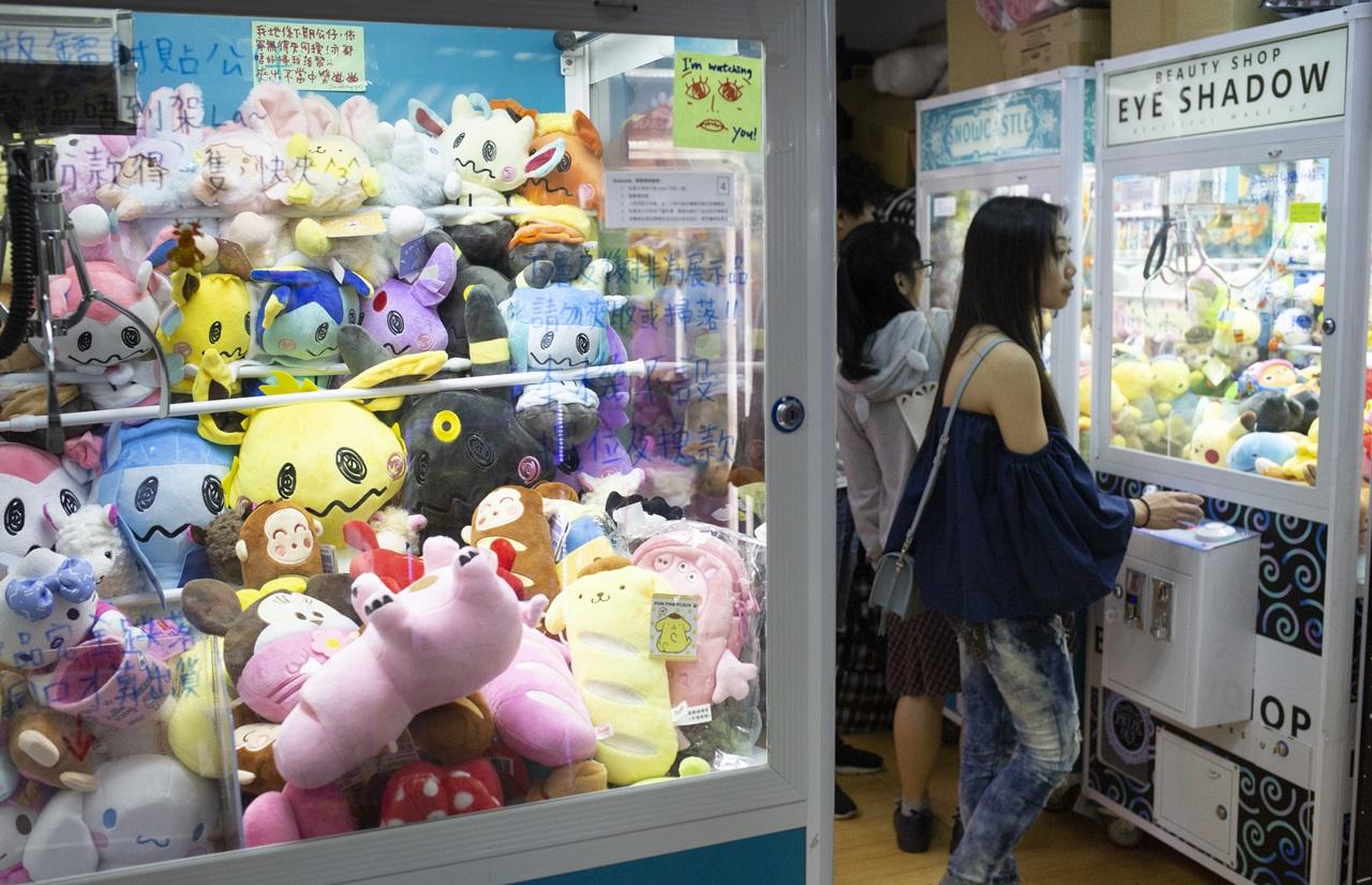 夾公仔機 (資料圖片)