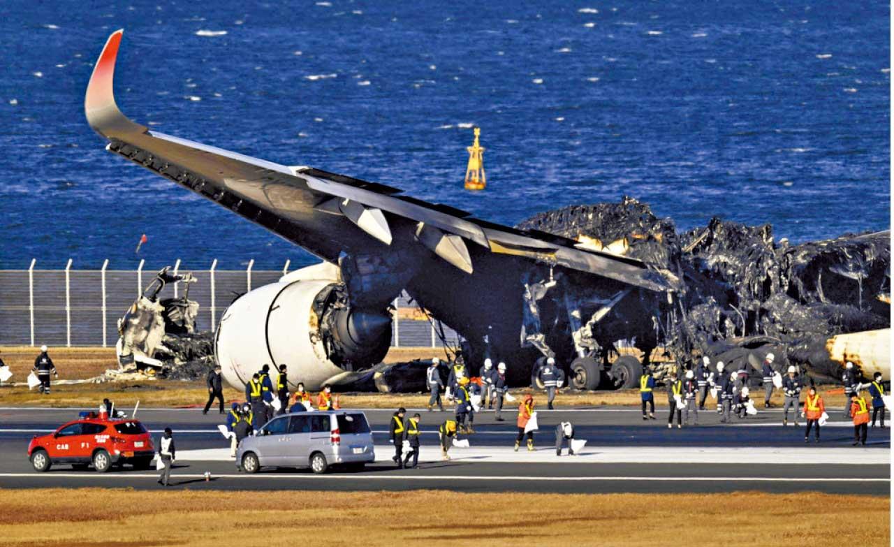 日航機師與控制塔均未發現海保機 海保廳機長疑誤闖跑道停靠