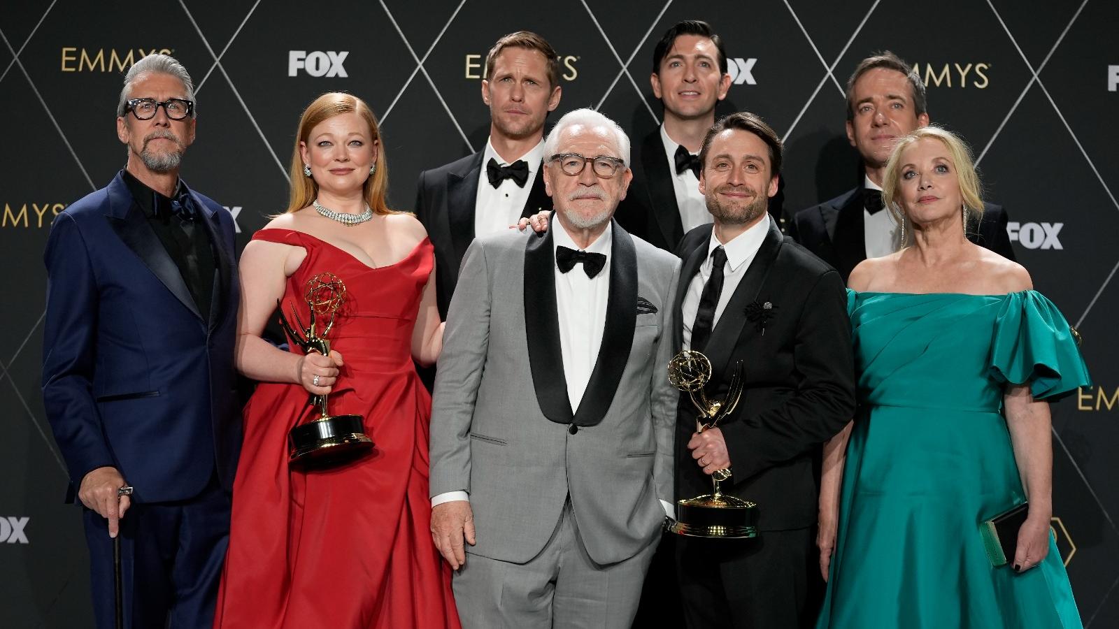 艾美獎2023｜《傳媒家族繼承人》封劇情類大贏家 包辦最佳劇集及視帝視后 (附得獎表)