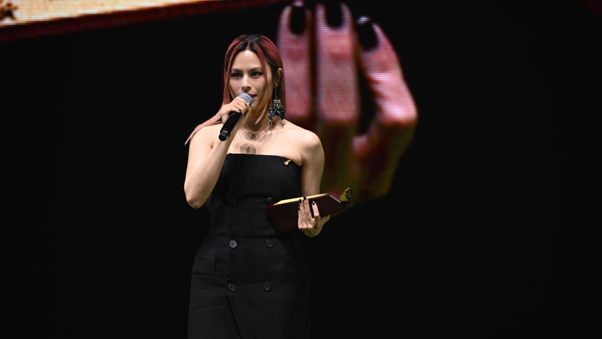 叱咤2023｜Gin Lee奪2首冠軍歌失女金 網民感錯愕︰欠佢一個交代