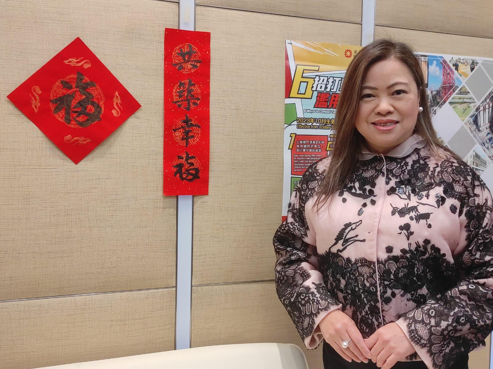 房屋署署長羅淑佩今日(30日)表示正研究參照好市民獎，設市民舉報濫用公屋賞金的可行性，但必須要實名舉報及與署方人員會面。(李朗僑攝)