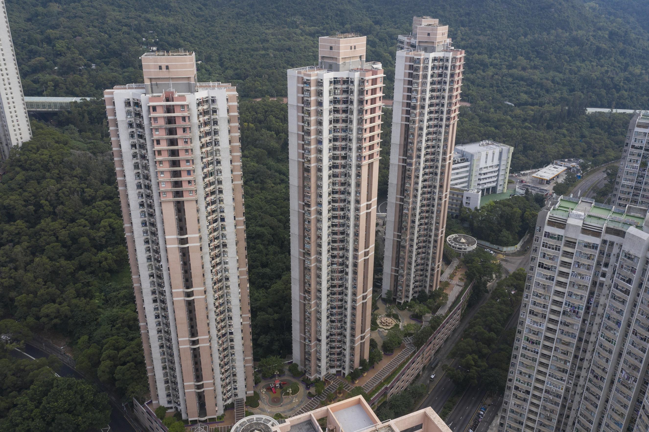 利嘉閣：去年共錄152宗夾屋買賣 創近4年新低 今年料止跌回升三成｜樓市數據