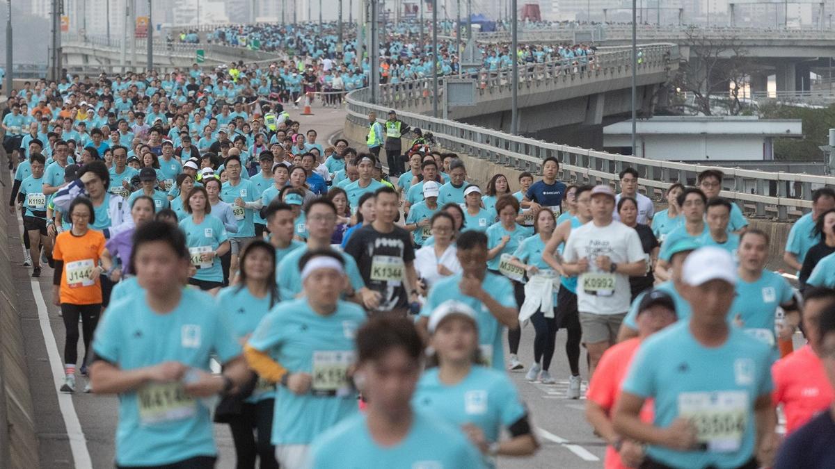 有醫生建議年輕跑手參賽前留意家族病史。(蘇文傑攝)