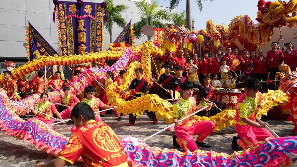 香港龍獅節今日在尖沙咀舉行。(林靄怡攝)