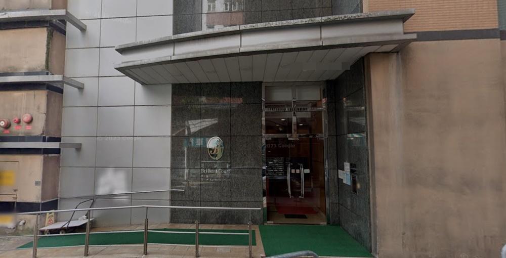 灣仔醉漢失足高處墮下，清醒送院治理。(Google Map)