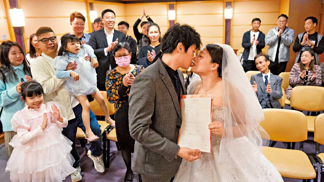 180對新人情人節「拉埋天窗」年跌27% 食肆訂座理想 花墟生意淡靜 