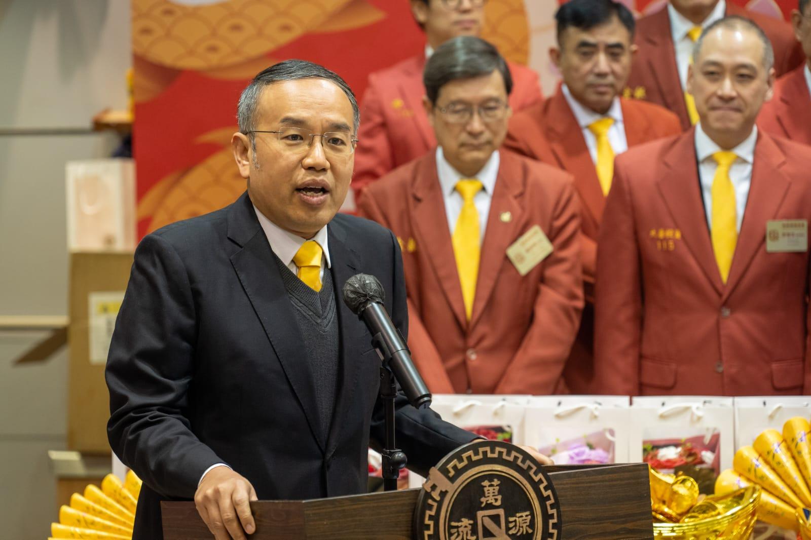 許正宇表示，對龍年資本市場前景感到樂觀。(林靄怡攝)