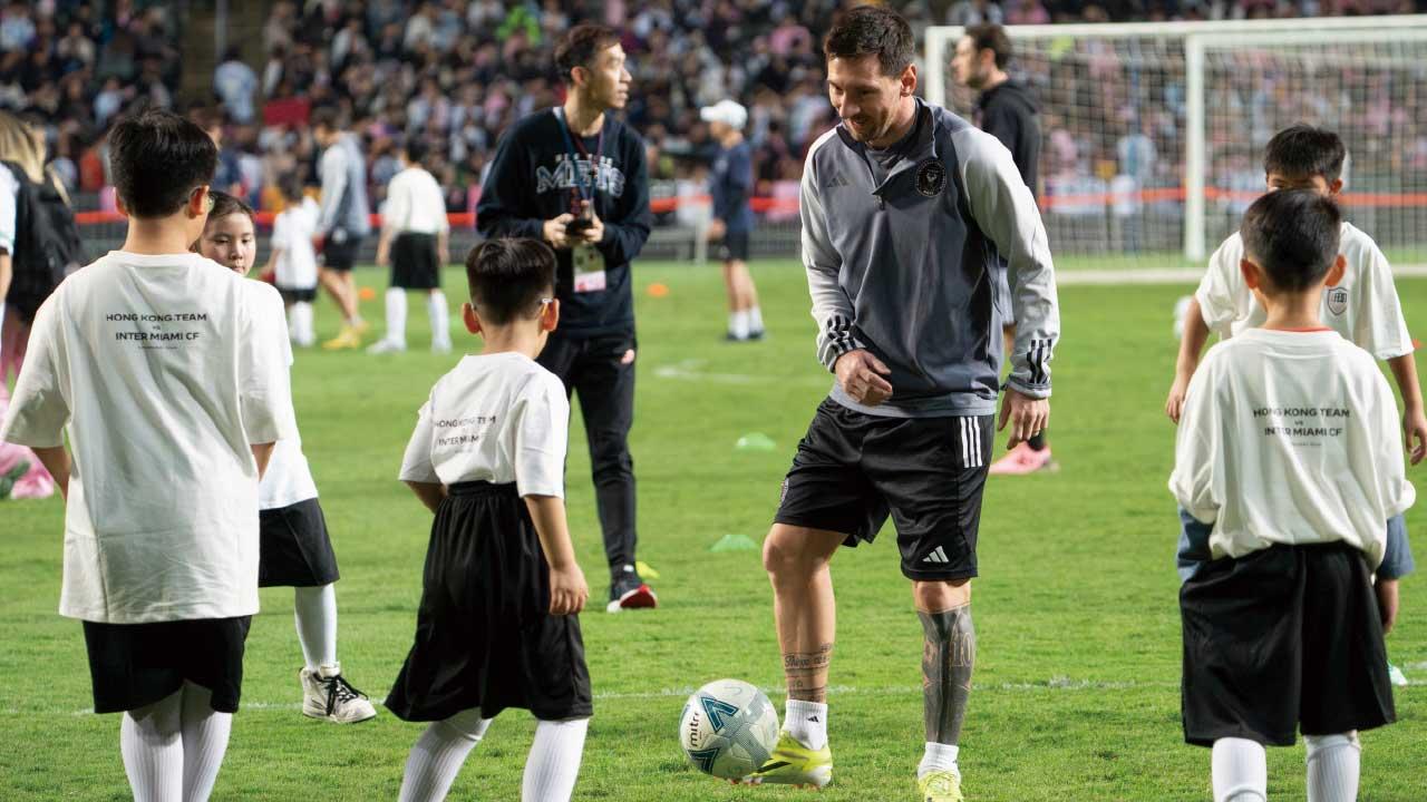 睇球王？停一停、諗一諗