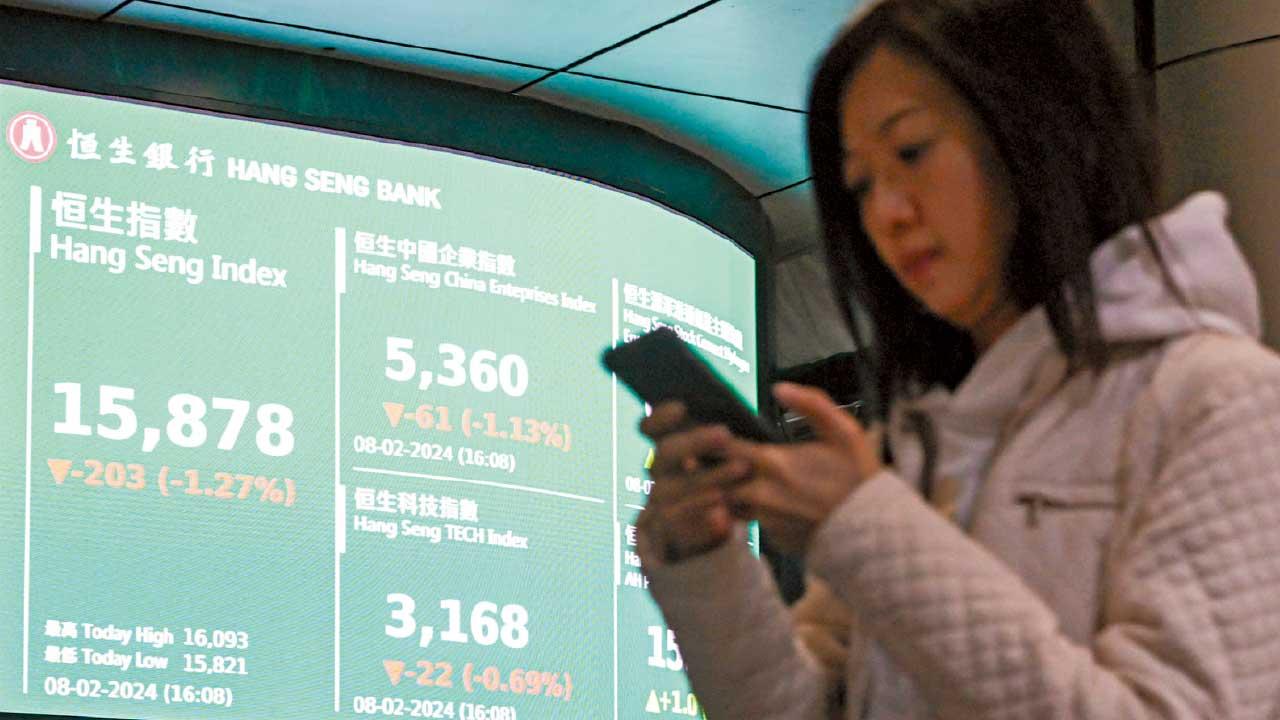 港股收爐｜阿里挫6%拖累 恒指再失萬六 成交沽空齊縮