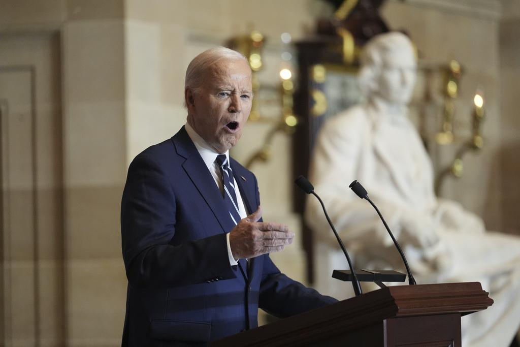 拜登周四出席國會山莊的全國祈禱早餐活動。(美聯社)