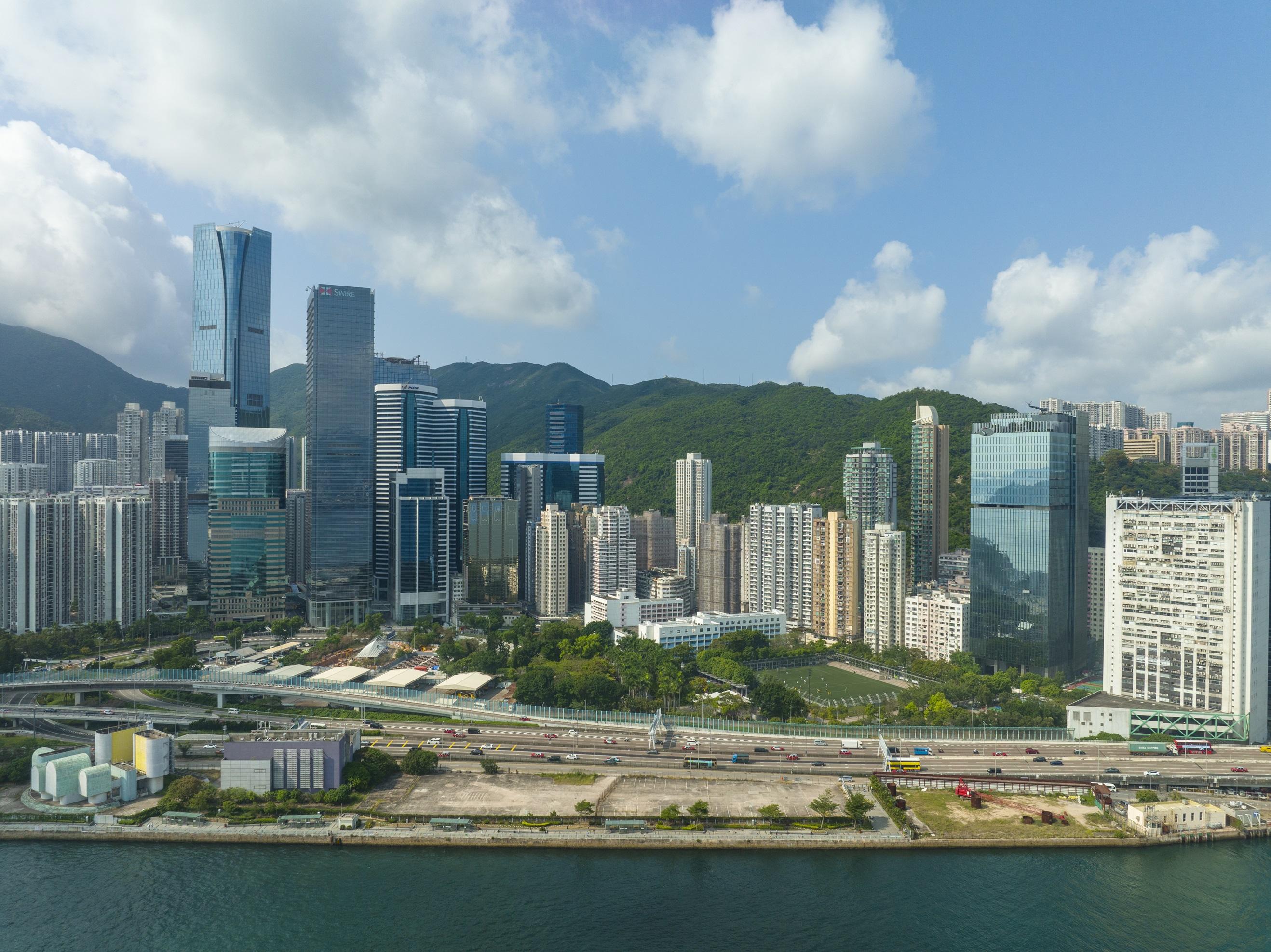 仲量聯行：去年第四季亞太商業地產投資額按年升3% 終止連續七季跌勢｜樓市數據