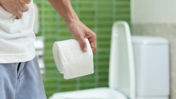 長期使用止痛藥也有可能導致便秘！該如何治療、改善？