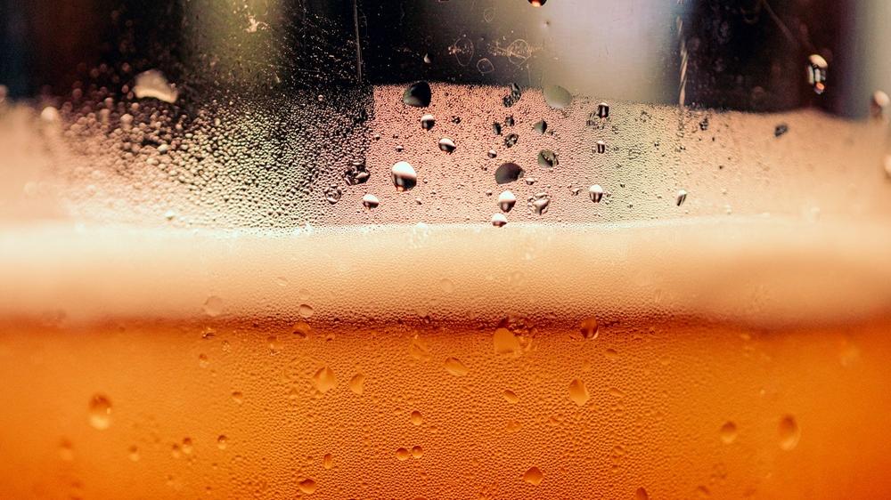 日本政府發布飲酒指引。