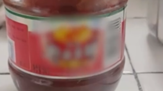 豆瓣醬內藏「米奇驚喜包」 食完驚現完整鼠頭