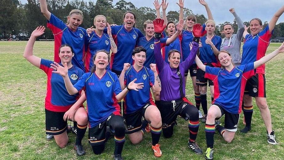 澳洲一支女足球隊因為派出5名變性球員引起不滿。(Facebook圖片)