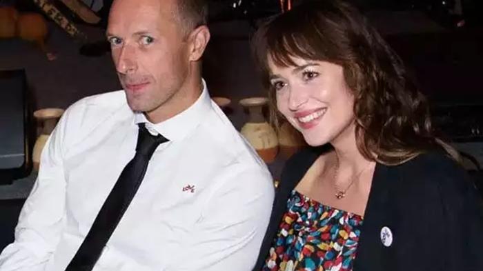 Coldplay主音求婚成功 《蜘蛛夫人》狄高達莊遜首成人妻