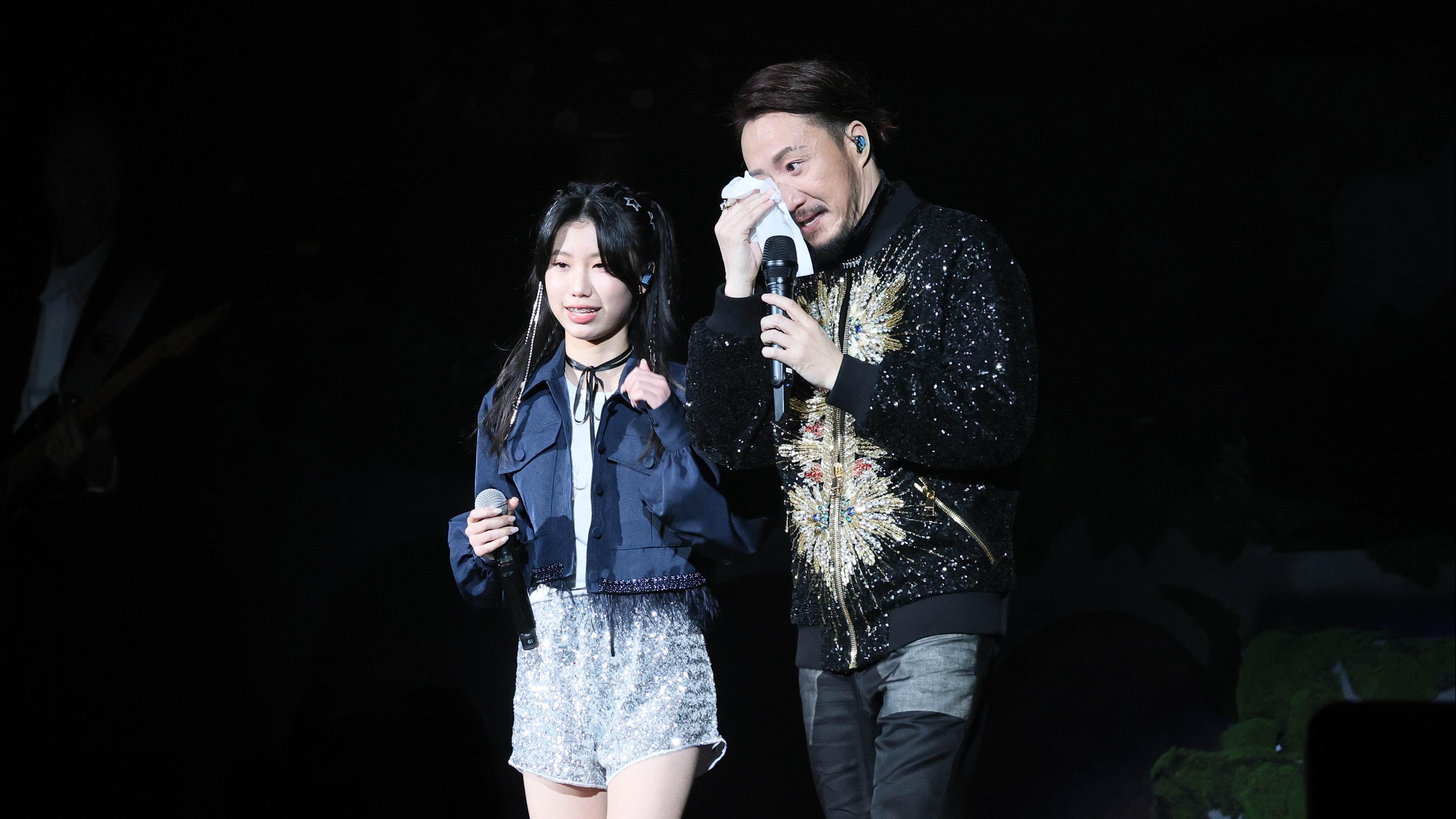 鄭中基睽違7年再攻小巨蛋感觸落淚 食「甜不辣蛋糕」慶生