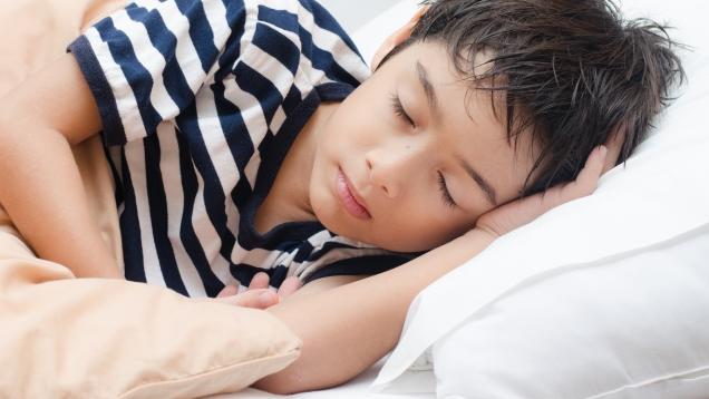 兒童、青少年每天要睡多久？　睡不好恐影響孩子記憶與情緒