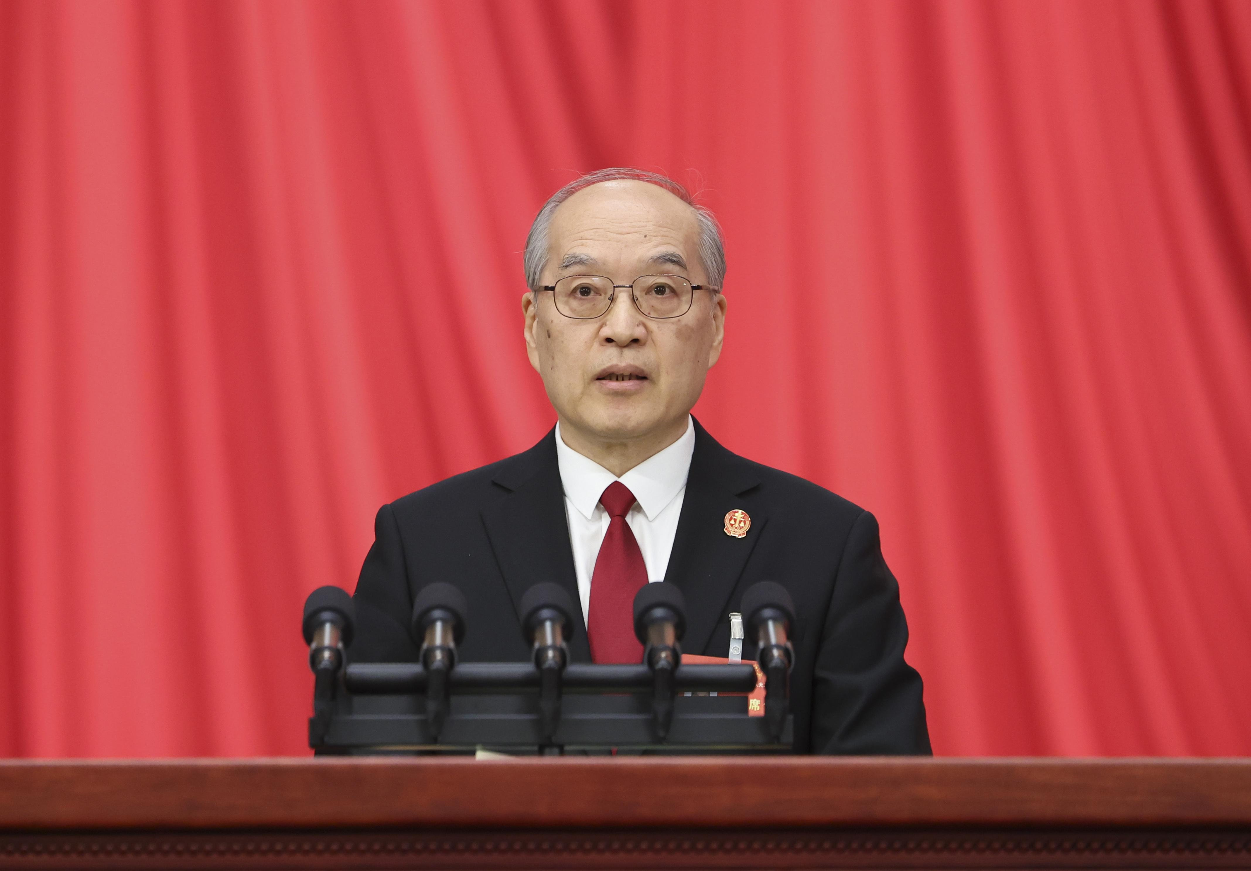 十四屆全國人大二次會議在北京人民大會堂舉行第二次全體會議。最高人民法院院長張軍作最高人民法院工作報告。(新華社)