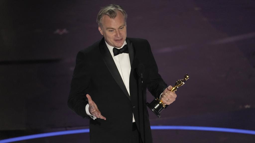 奧斯卡2024得獎名單｜《奧本海默》成最佳電影 路蘭膺最佳導演 愛瑪史東榮獲影后 （美聯社）