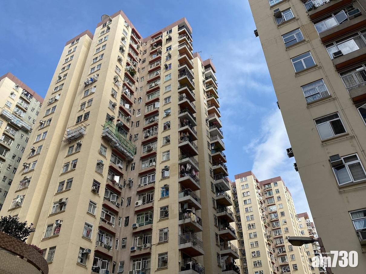 美孚新邨本月至今暫錄約12宗買賣成交，較上月同期急升1.4倍，本月平均實用呎價9,700元。