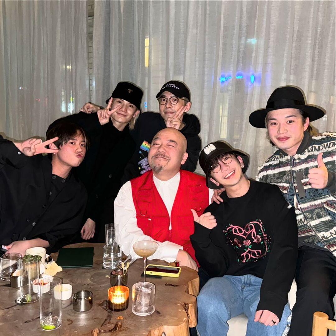 MIRROR英國巡唱｜黃偉文與姜濤Anson Lo、Edan、雙Jers五鏡見面：好笑到永世難忘