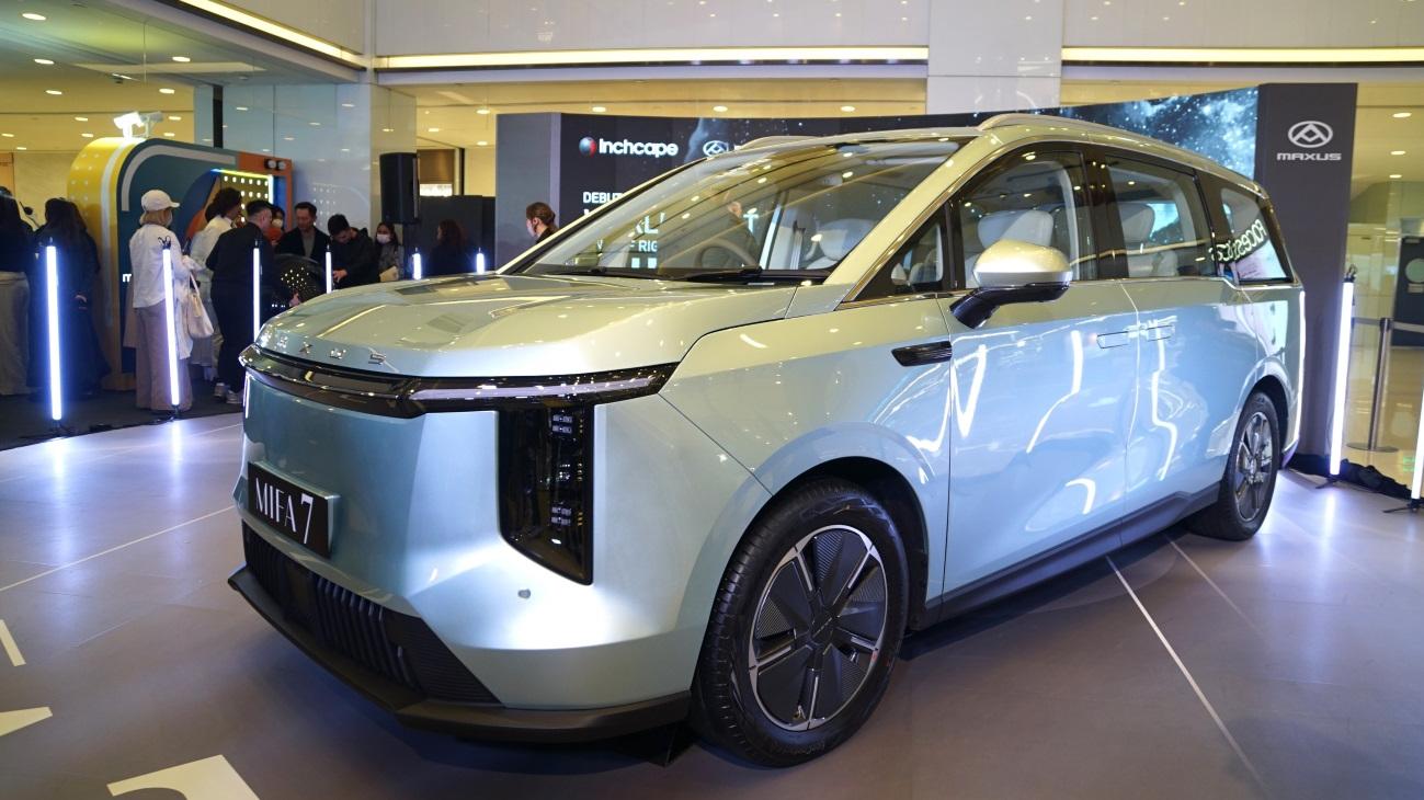 MIFA 7︱MAXUS 中型七人電動車攻港　一換一車價 42.9 萬
