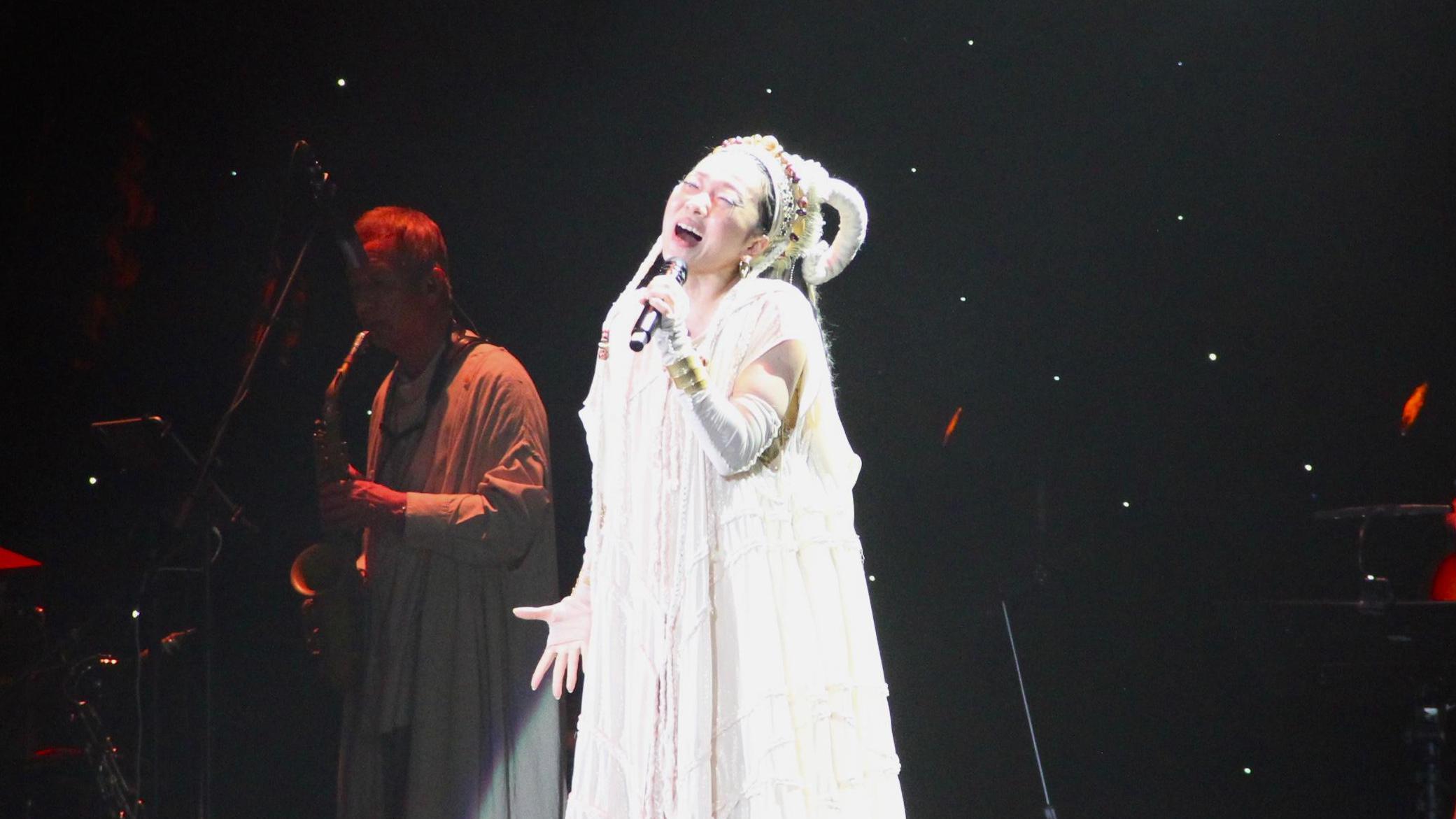 MISIA闊別港迷逾10年 九展大唱名曲曬海豚音