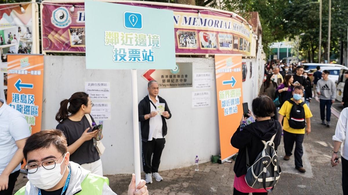 政府去年首次在選舉設立「鄰近邊境投票站」。(資料圖片／中新社)