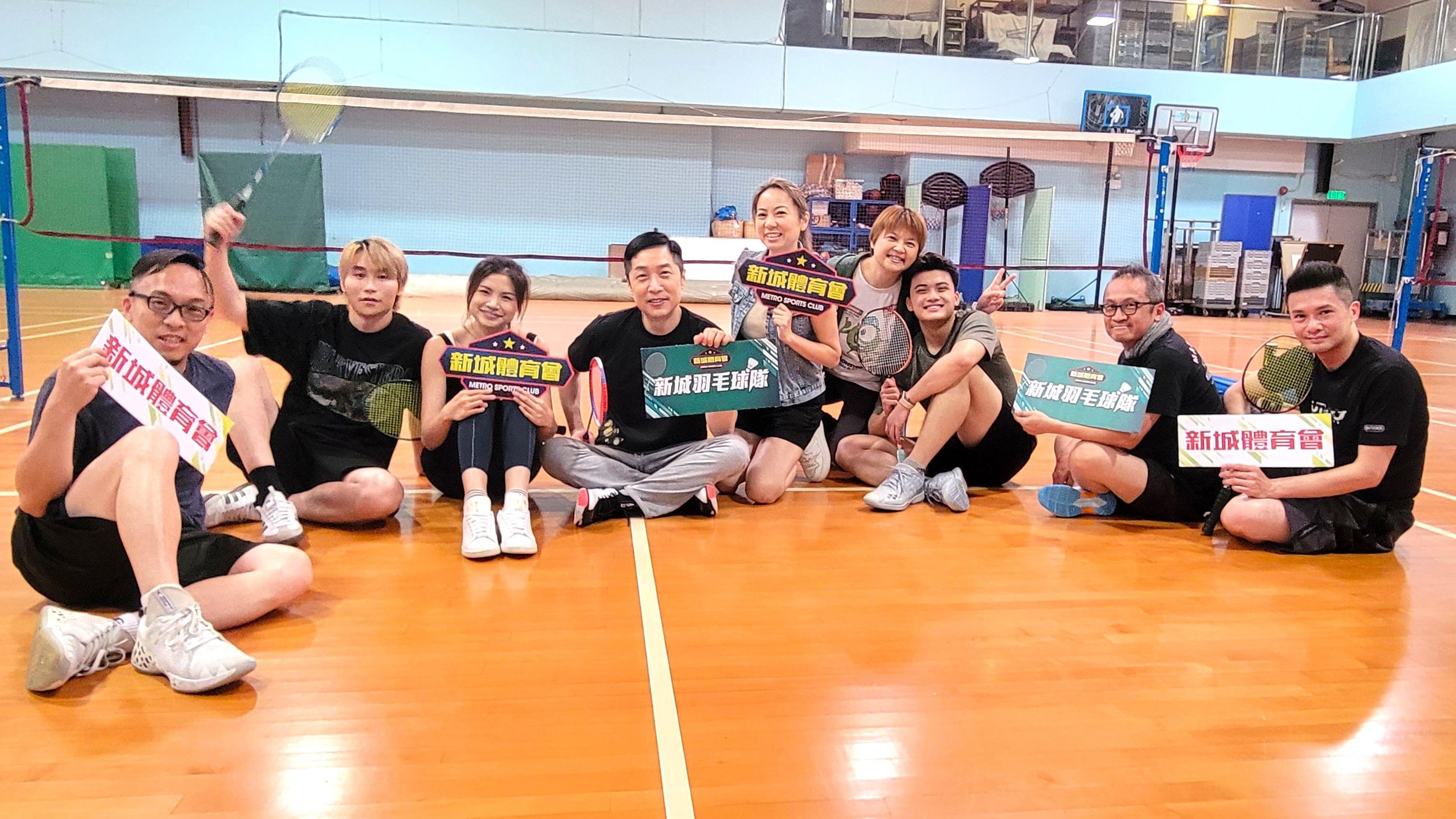 馬浚偉搞羽毛球「外交」 做埋教練教樂壇新人打波