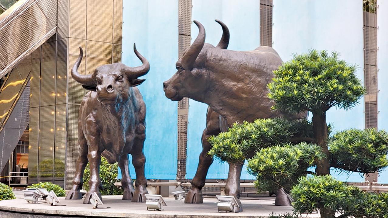 市寬數預視港股「見底」時機