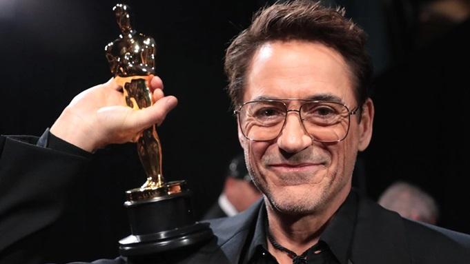 羅拔唐尼願意再演Iron Man 回應被嘲毒男：我毫不在乎