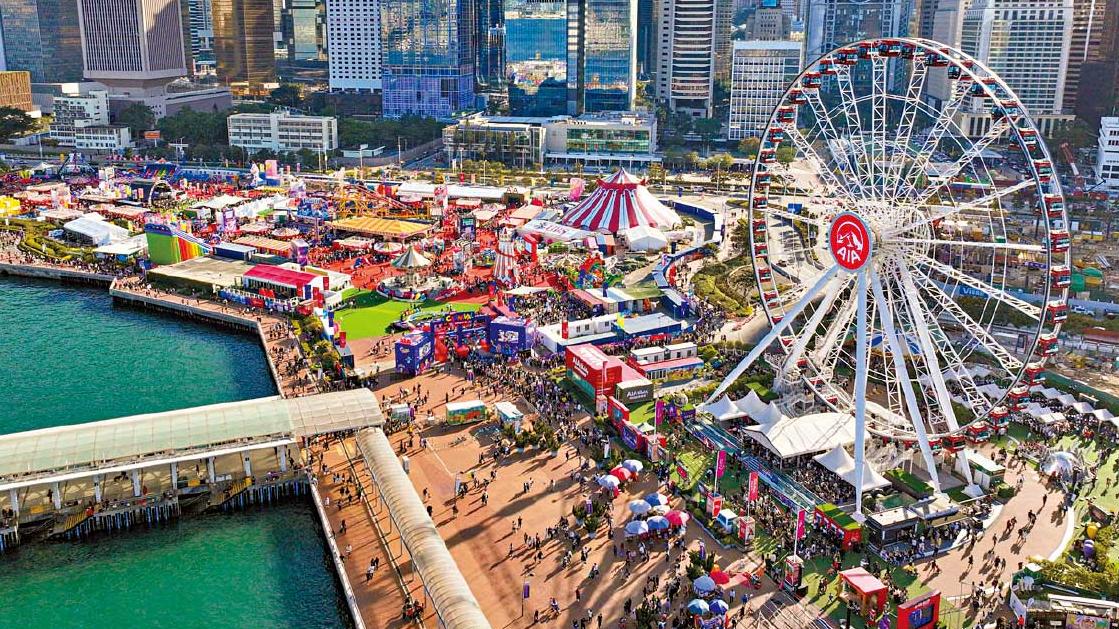 傑出可持續企業大獎─上市公司(保險) 友邦香港 ASPIRE 不斷追求 為您超越 為社會可持續發展貢獻