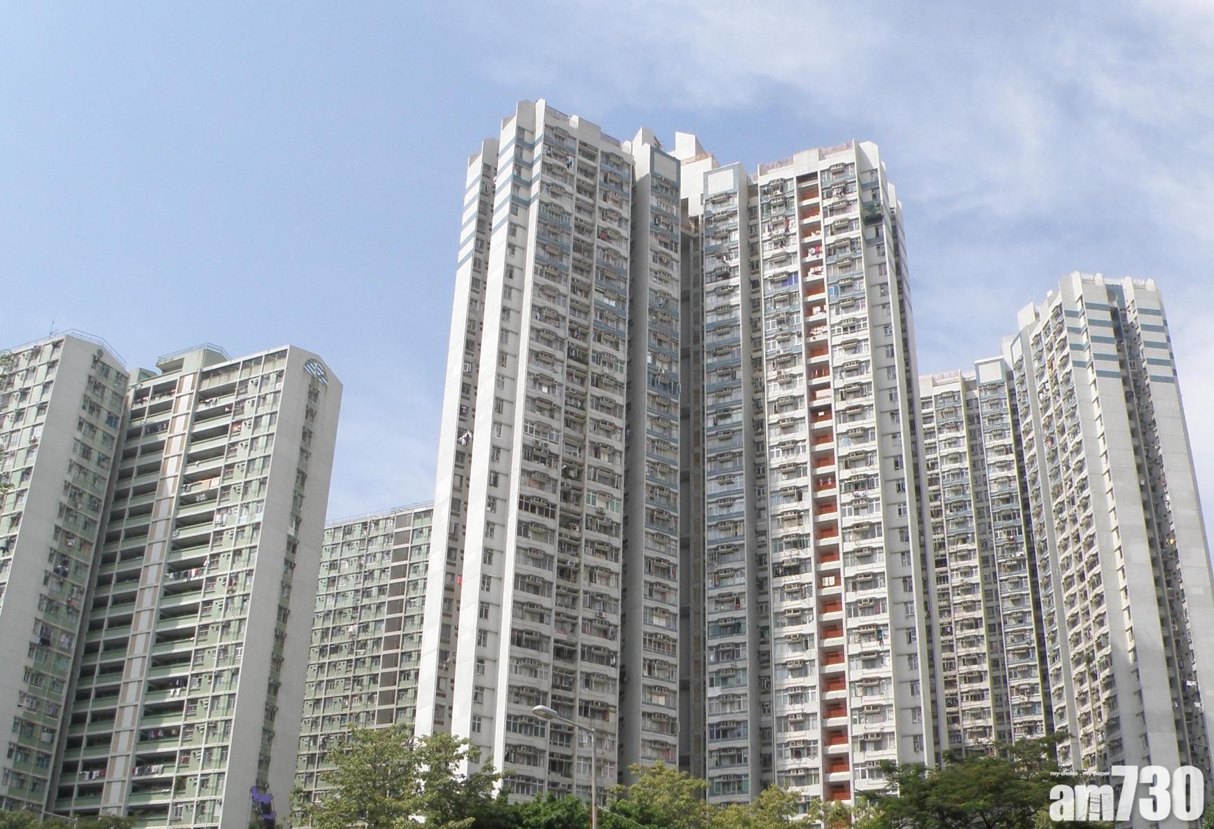 黃大仙下邨一伙241方呎開放式戶，最新以居二市場價95萬元易手，成交價比一個車位還要平。