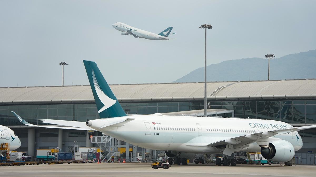 國泰航空一班飛東京航班疑因機艙壓力問題，需要緊急折返香港。(資料圖片，非涉事客機)