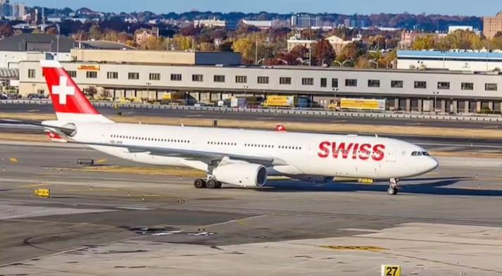 瑞士航空機師當機立斷，避免5機相撞事故發生。(互聯網)
