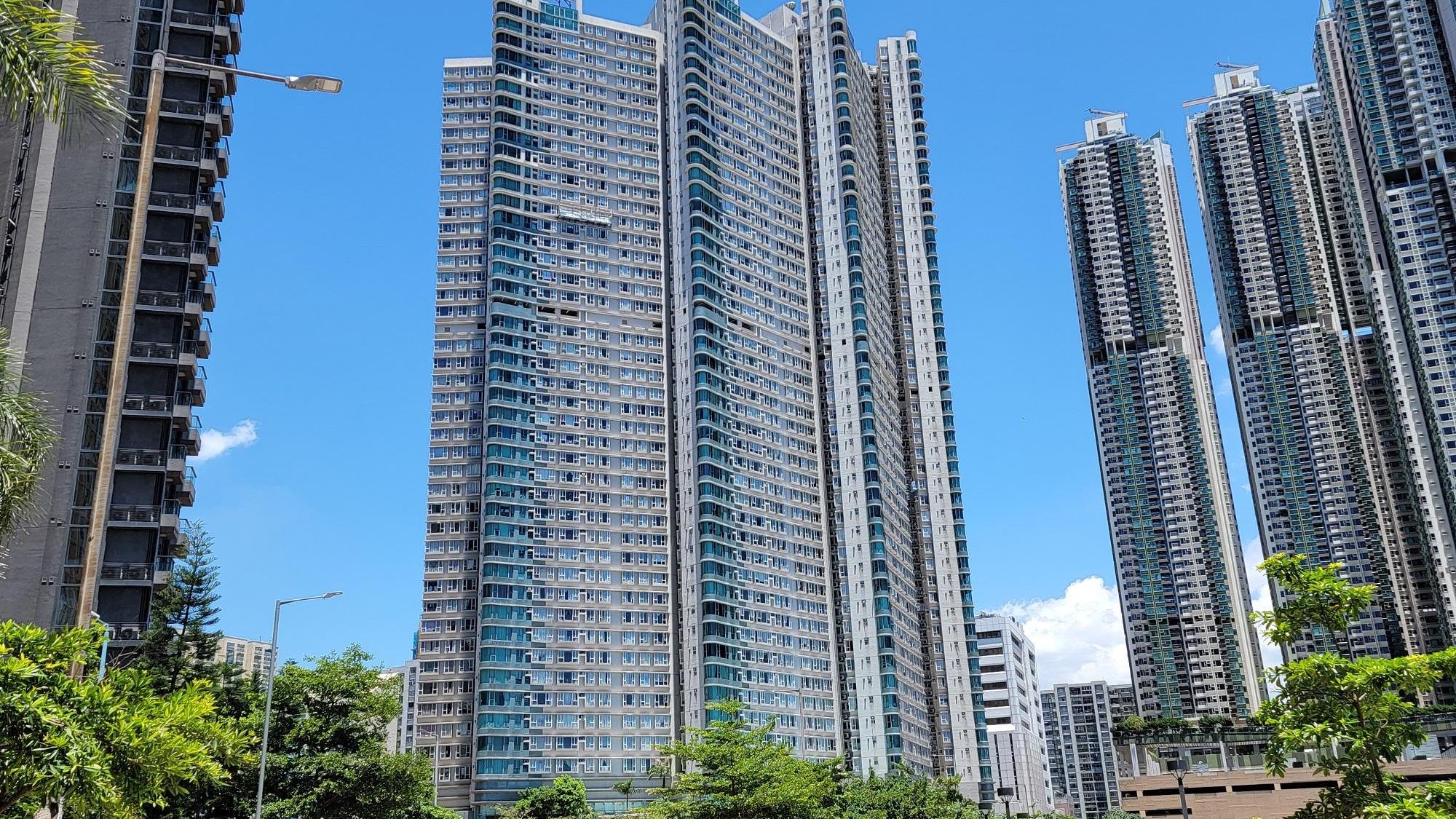 西灣河逸濤灣最新錄低層海景靚裝套三房戶租賃成交，月租3.8萬元，屬市場合理價。