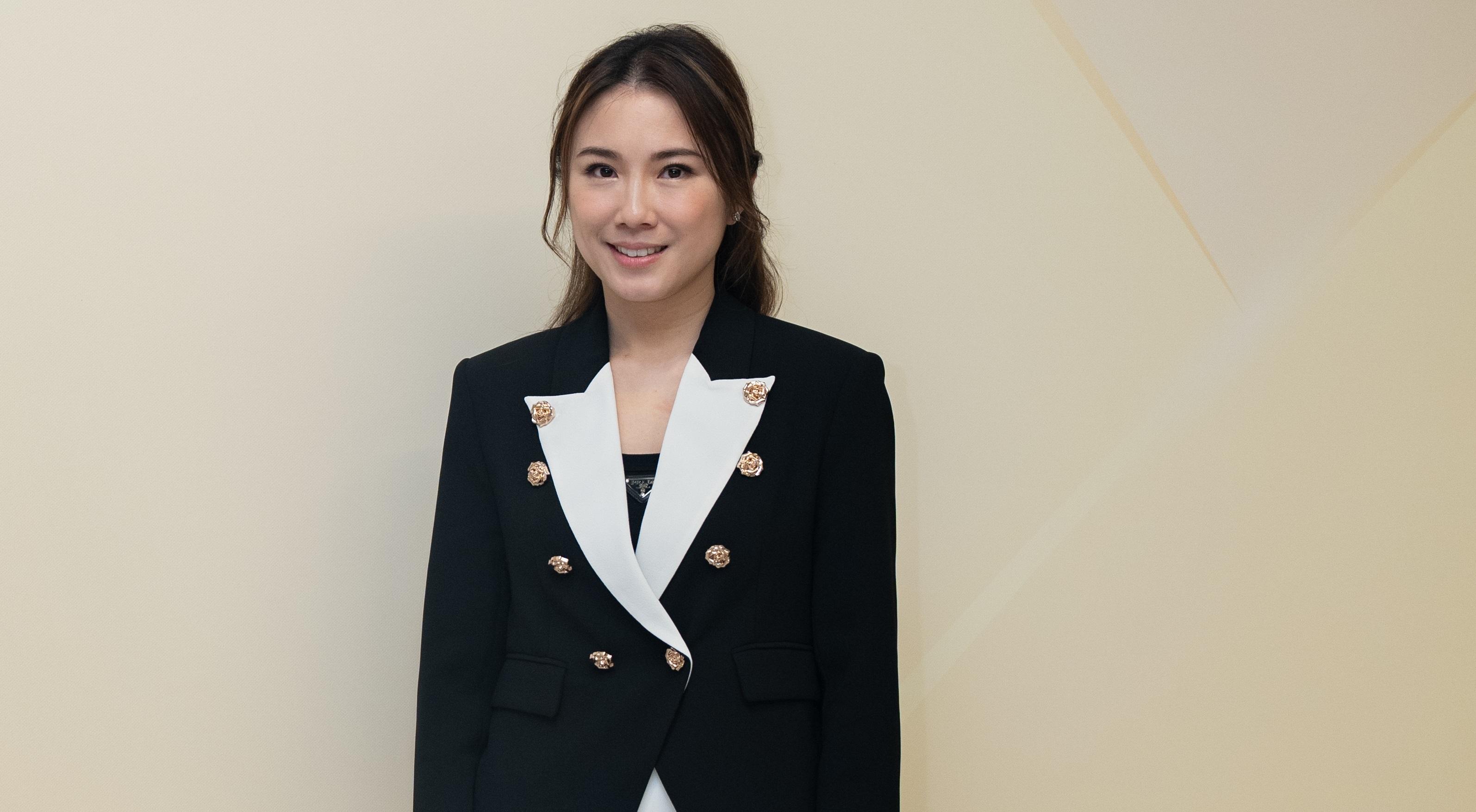 劉倩婷事業家庭兩兼顧 專注公益事務仍不忘港姐活動