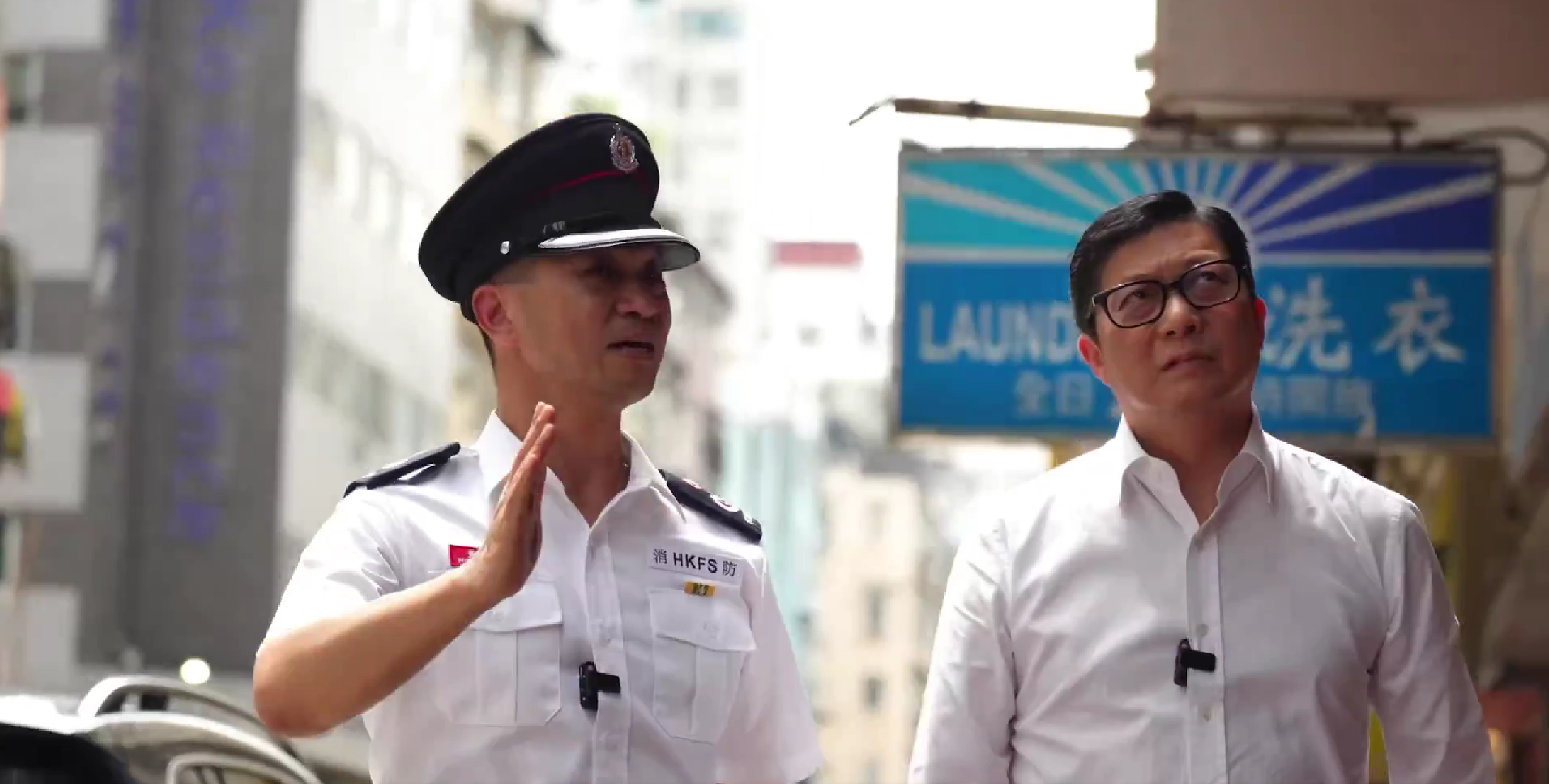 鄧炳強巡視舊樓發現4大消防安全隱患　介紹「佳哥」到樓宇改善支援中心｜Ray Online