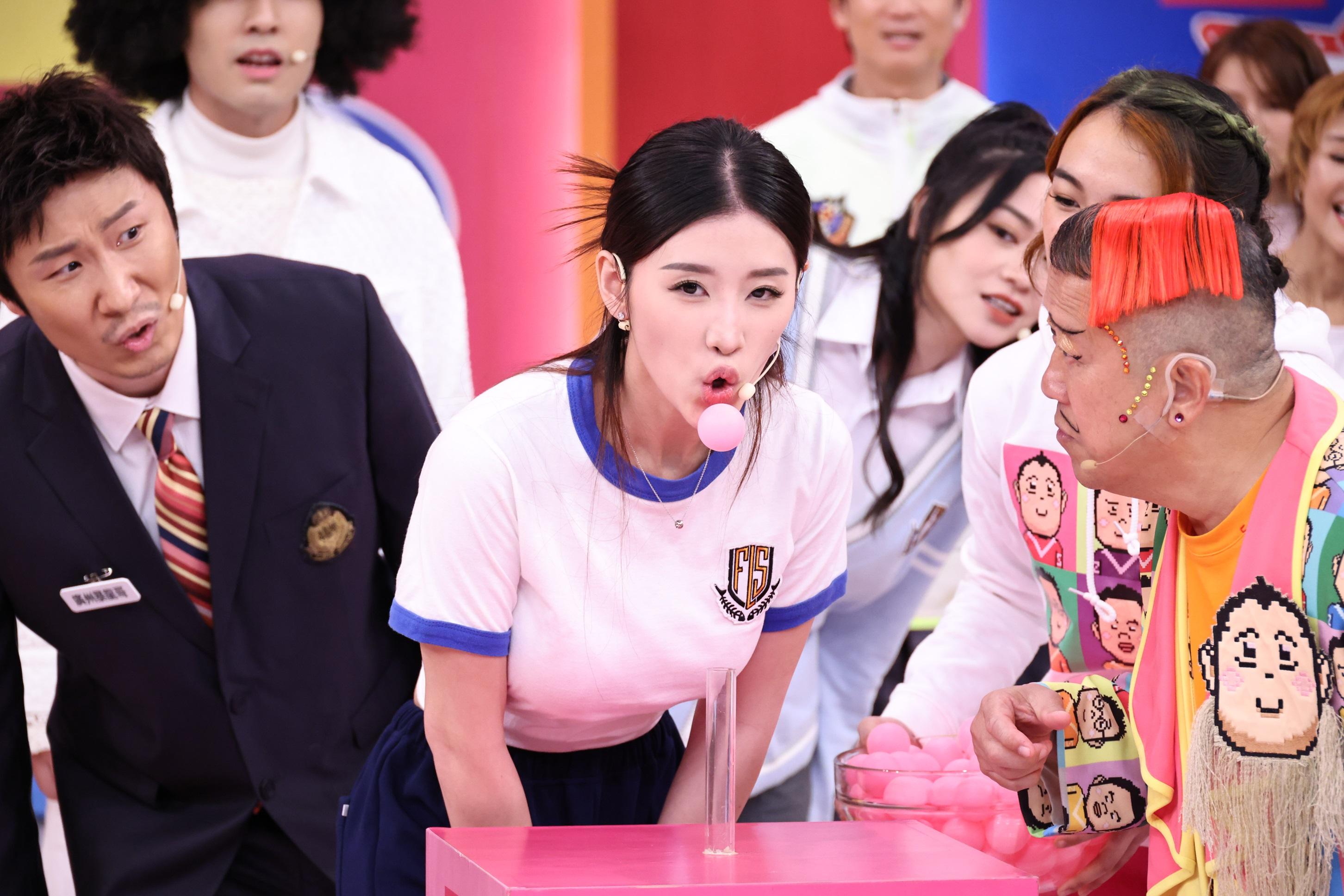 獎門人｜郭珮文爭櫈仔疑被梁競徽鹹豬手 本尊大方回應