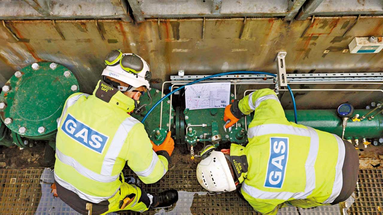 長江基建贏在環球視野
