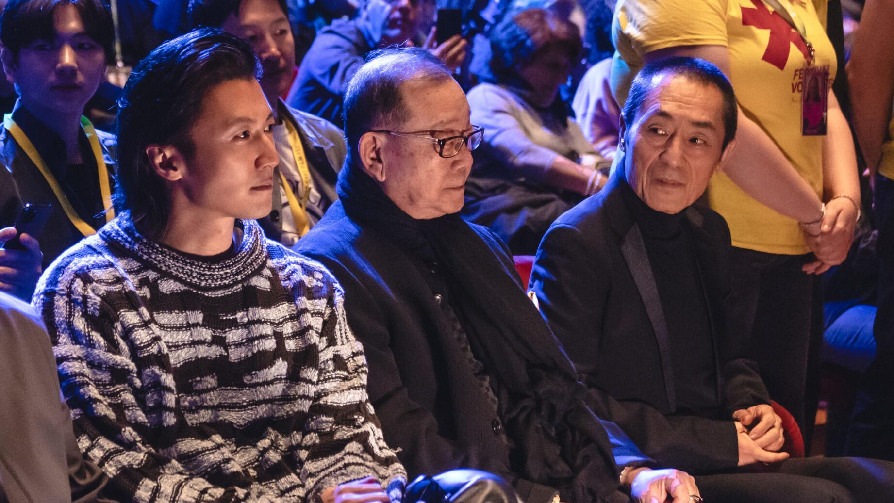 謝霆鋒新片《海關戰線》烏甸尼辦世界首映 順道賀張藝謀獲頒終身成就獎