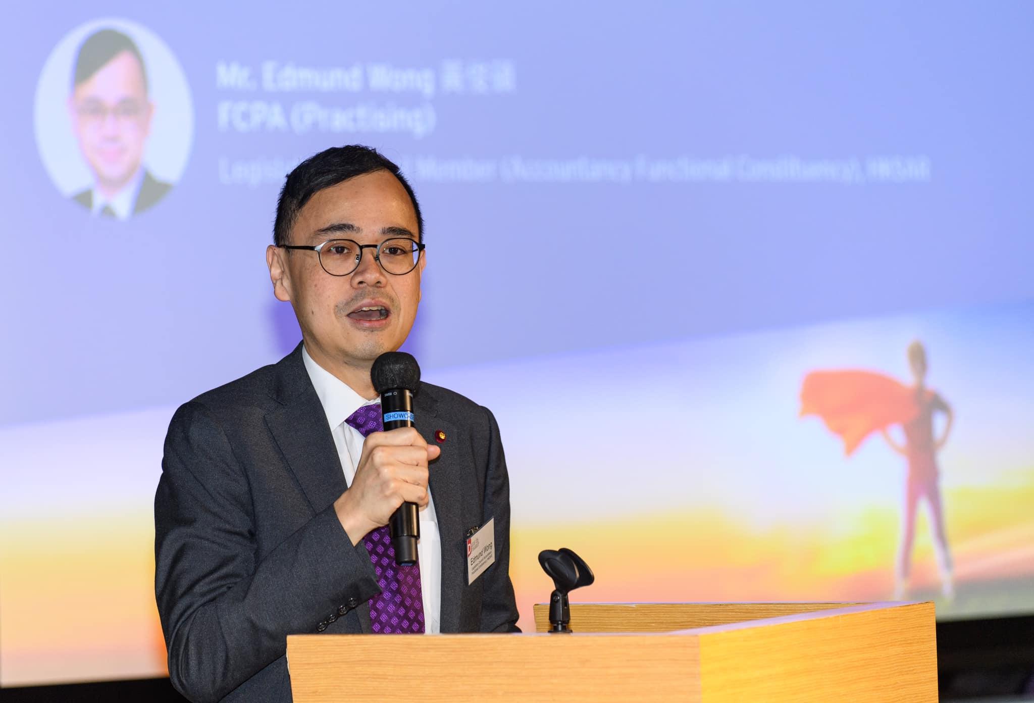 報稅2024｜年度稅收少182億　黃俊碩料需3至4年回復正常水平